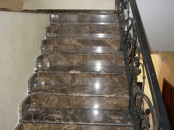Из чего сделать ступени для лестницы - просто о сложном
