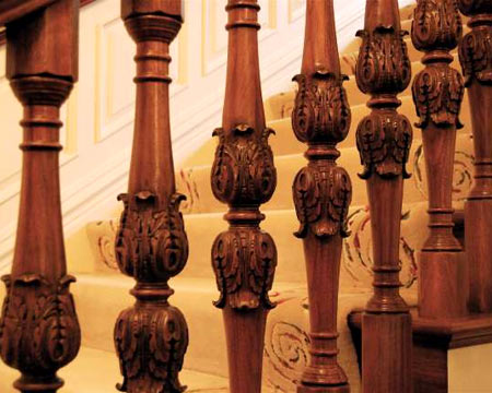 Размеры балясины для лестниц из дерева - делаем правильно